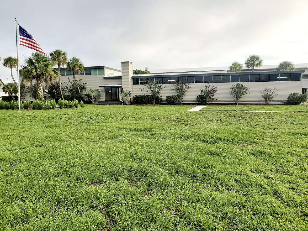 Lioher lakeland COMPANY  